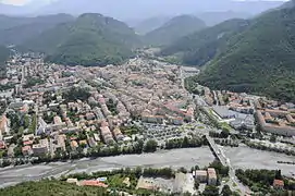 Vue aérienne centre à partir de l'Ouest vers l'Est.