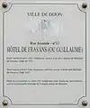 Plaque d'information trilingue (français, anglais, allemand).