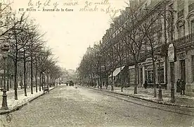 Place Darcy depuis l'avenue de la Gare.