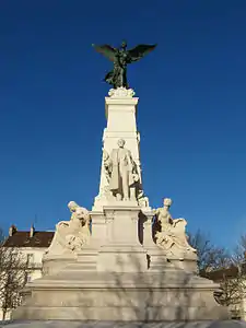 Le monument Sadi Carnot