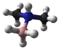 Complexe entre BH3 et la diméthylamine, avec la liaison B-N.