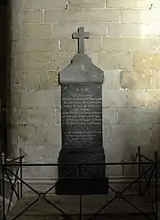 Tombe de Claude-Louis de Lesquen en l'église Saint-Malo de Dinan.