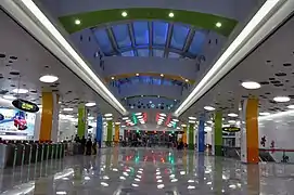 Intérieur de la station de Métro de Shanghai.