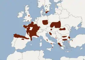 Carte centrée sur l'Europe montrant en rouge les lieux de présence du Murin d'Alcathoé