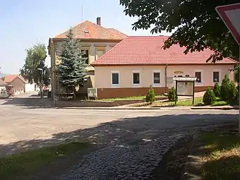 Mairie de Dolánky nad Ohří.