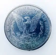 Pièce de monnaie représentant un aigle héraldique et des inscriptions