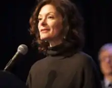 Description de l'image Dominique Leduc en début avril 2013 lors d'un discours pour une politique de fréquentation des arts de la scène.png.