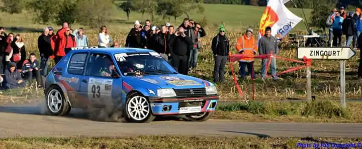 Sebastien Dommerdich et sa 205 GTI lors de la finale des rallyes 2016