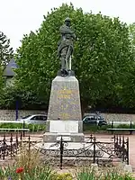 Monument aux morts de Dompierre-sur-Besbre