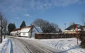 Un sentier de l'ancien village.