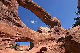 Double O Arch.