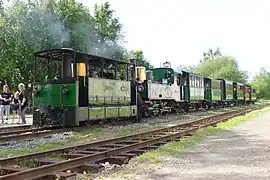 Double traction entre la locomotive Sarthe n°60 et la TIV  n°75 le 6 juin 2021.