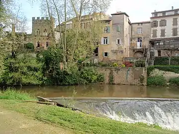 La Douze à Mont-de-Marsan, juste en amont de sa confluence avec le Midou