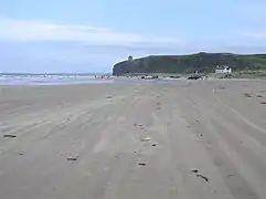 La plage de Downhill Strand (Irlande du Nord) a été utilisée pour celle de Peyredragon.