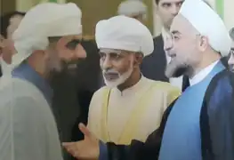 Le sultan et le ministre Salem Ben Nasser Al-Ismaïly rencontrant le président iranien Hassan Rohani (2018).
