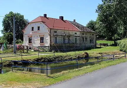 Étang à Drahotín.