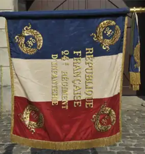 Drapeau du 24e RI (endroit)