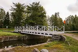 Pont roulant à Riihelänkuja près de Kansola sur l'ancien canal.