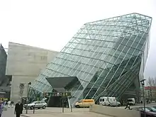 Le multiplexe Kristallpalast de l'UFA, à Dresde, Coop Himmelb(l)au, 1998.