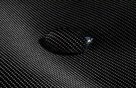 Hydrophobie sur un textile polyester.