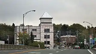 Le pont sur la rivière Saint-François.