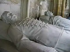 Gisant de la chapelle royale de Dreux.