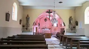 La nef et l'abside.