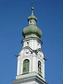 Dôme de la cathédrale de Dobbiaco, Südtirol (Italie)