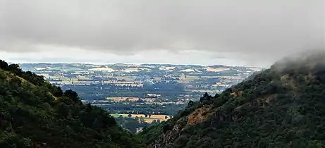 Vallée du Sor, Durfort : vue sur la plaine de Sorèze, Revelet autres lieux, jusqu'àux hauteurs de Puylaurens