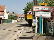 Entrée du village de Duttlenheim, en venant du sud.