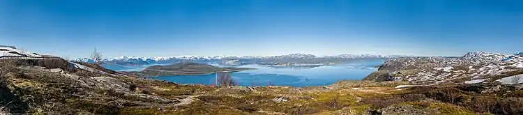 Vue panoramique du fjord