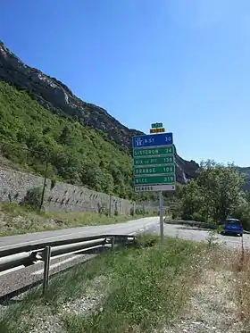 La route E712 au nord de Serres, dans le sens nord-sud