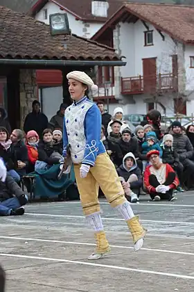 La danse d'un Gatüzaina à Pagolle (2023).