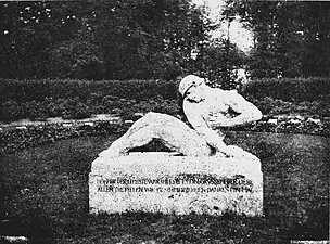 le guerrier mourir à l'Ehrenfriedhof de Lübeck