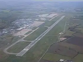 Vue aérienne de l'aéroport.