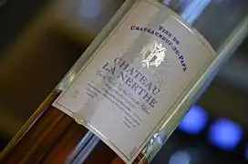 Eau de vie de vin des Côtes du Rhône du château La Nerthe