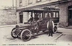 L'omnibus Eaubonne - Margency - Montlignon permettait aux habitants de prendre le train vers 1900.