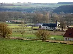 L'église et la vallée de la Somme.