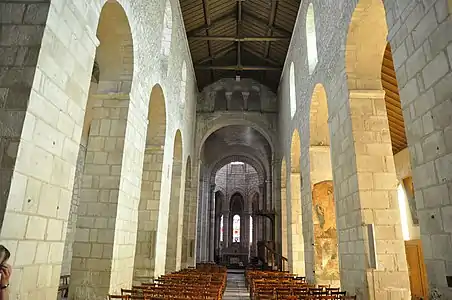 Intérieur.