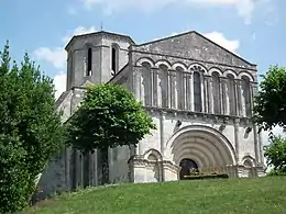 Église Saint-Pierre d'Échebrune