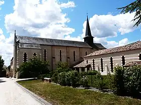 Vue latérale de la chapelle