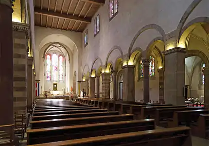 Intérieur de la basilique actuelle.