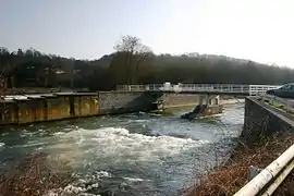 Écluse de Streupas, à la place de l'écluse aujourd'hui un pont barrage.