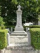 Le monument aux morts.