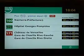 Prochains départs des lignes de bus 160, 169 et 171 à la station de métro Pont de Sèvres.