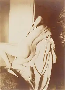 Après le bain, femme s'essuyant le dos, 1895Tirage gélatino-argentiqueGetty Center