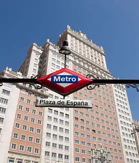 Image illustrative de l’article Plaza de España (métro de Madrid)
