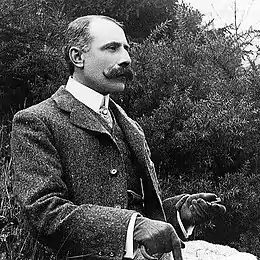 Elgar dans les années 1920.