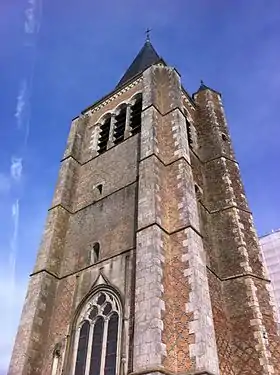 Église Saint-Pierre de Vouzon (Loir-et-Cher)