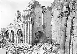 La nef de l'église en 1914.